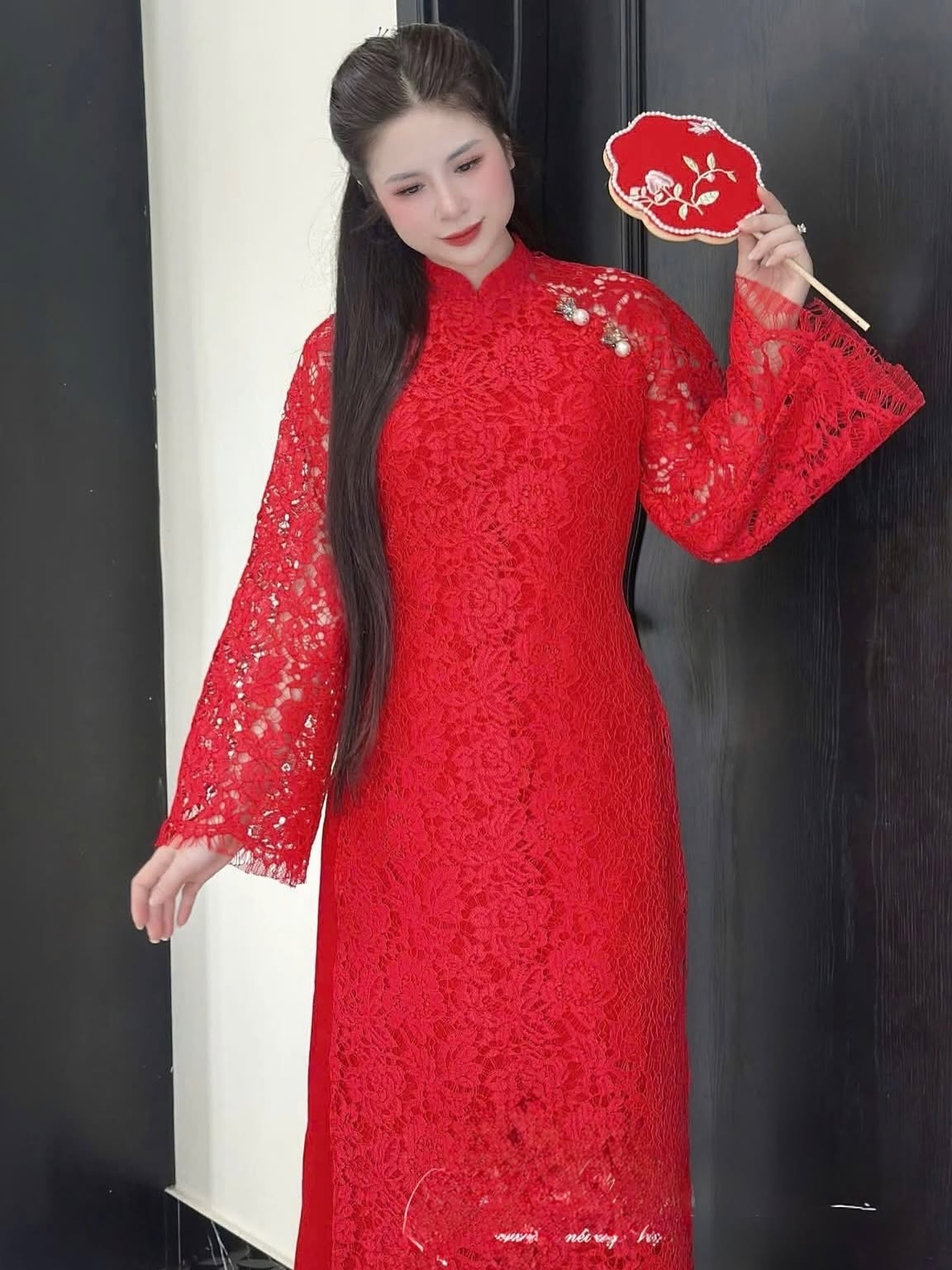Lace Ao Dai Set with Shimmering Pants – Crimson Red & Pink