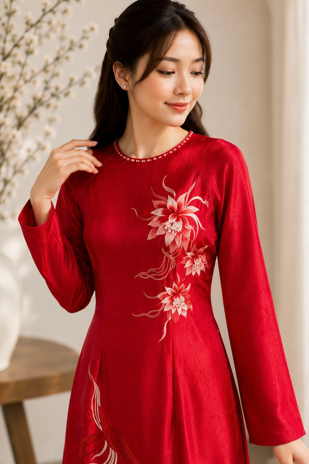 Traditional Valentino Floral Embroidered Áo Dài - Red