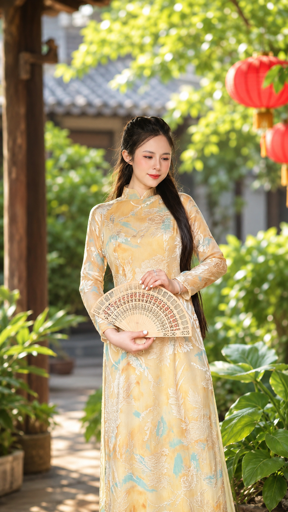 Traditionnal Pressed Silk Áo Dài Yellow