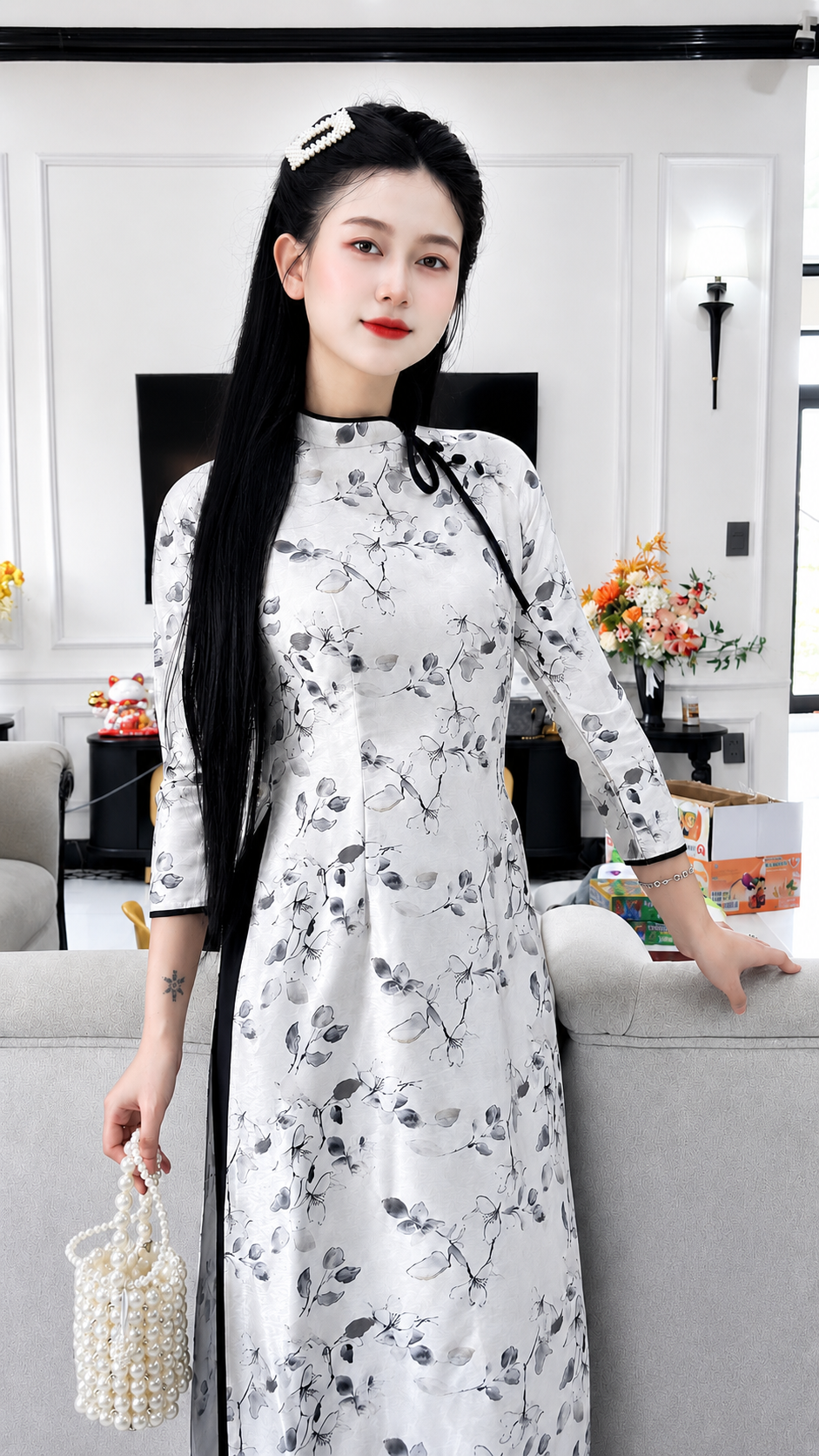 Asymmetrical Floral Mulberry Silk (Tơ Tằm) Ao Dai Set – Black & White