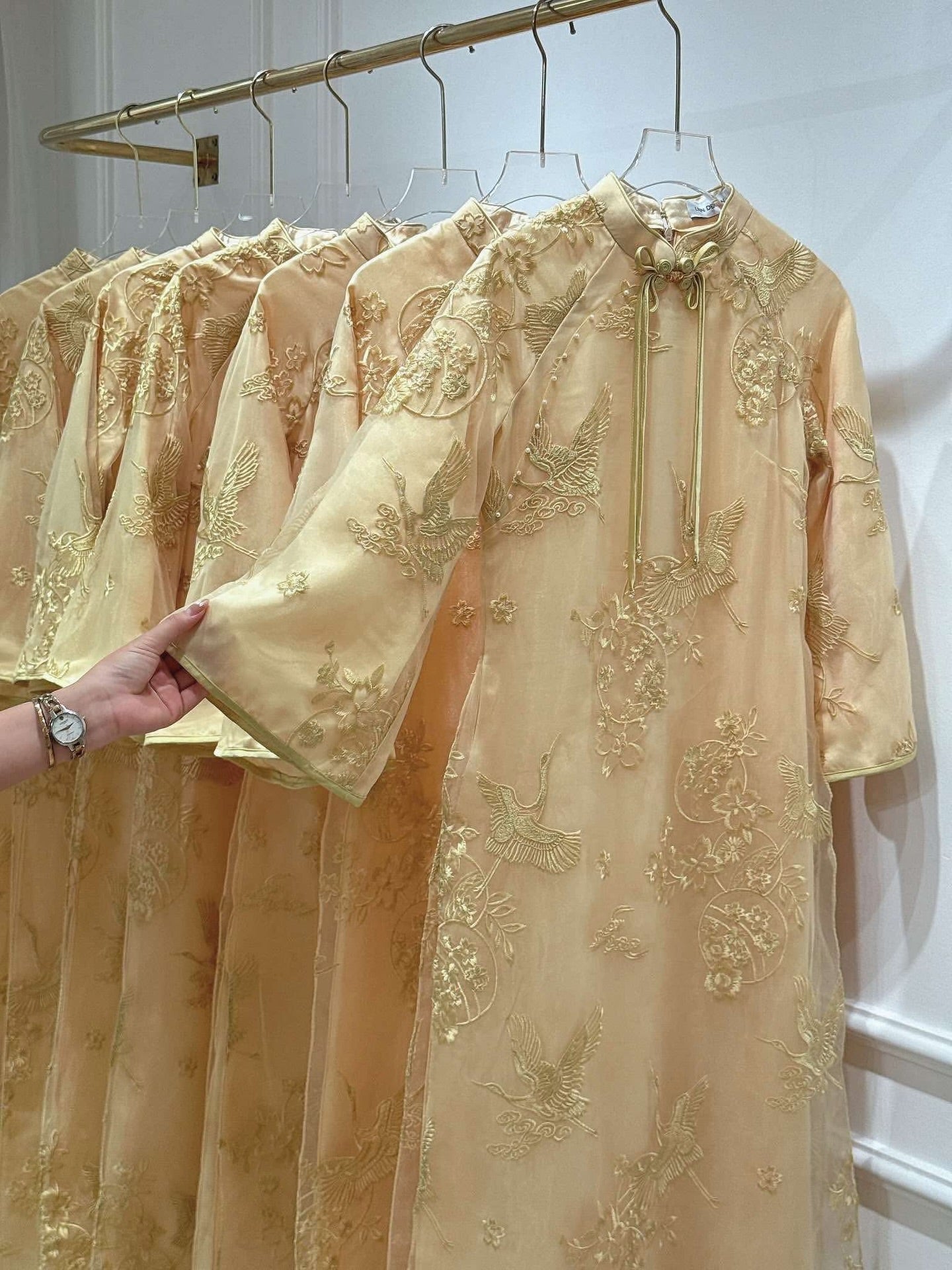 Crane & Blossom Embroidered Ao Dai Set – Metallic Gold