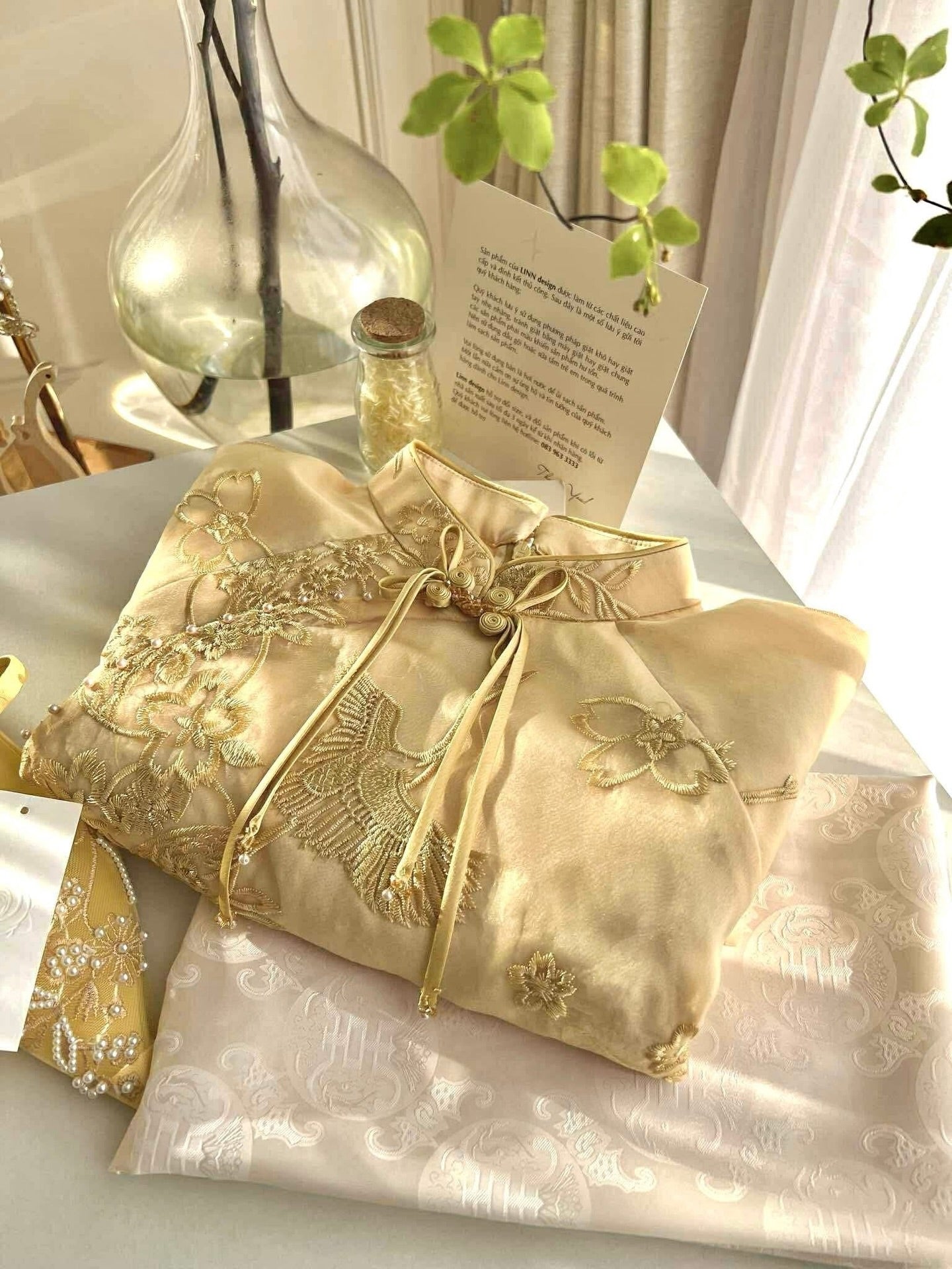 Crane & Blossom Embroidered Ao Dai Set – Metallic Gold