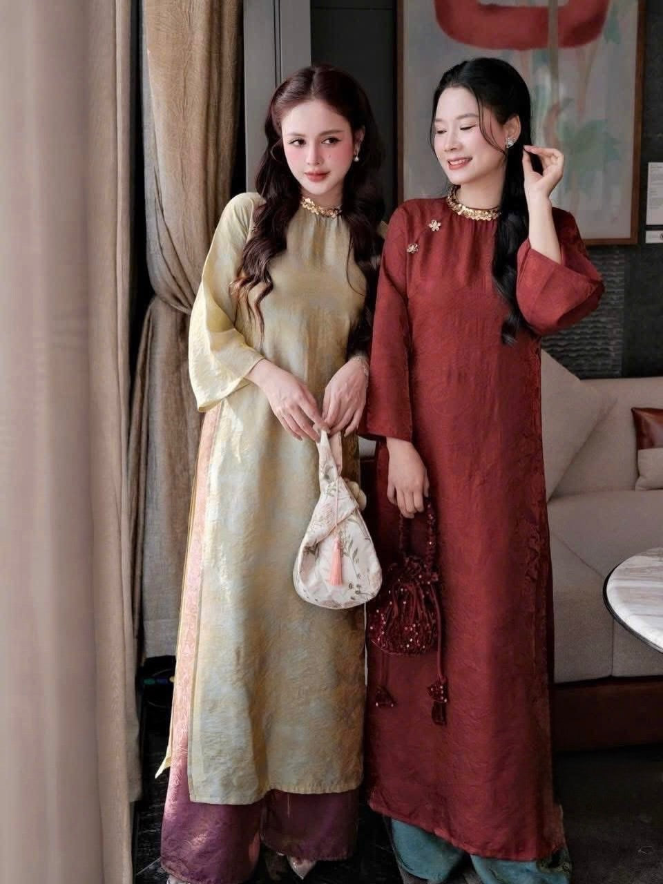 Tencel Silk Ao Dai Set – Chocolate / Metallic Gold
