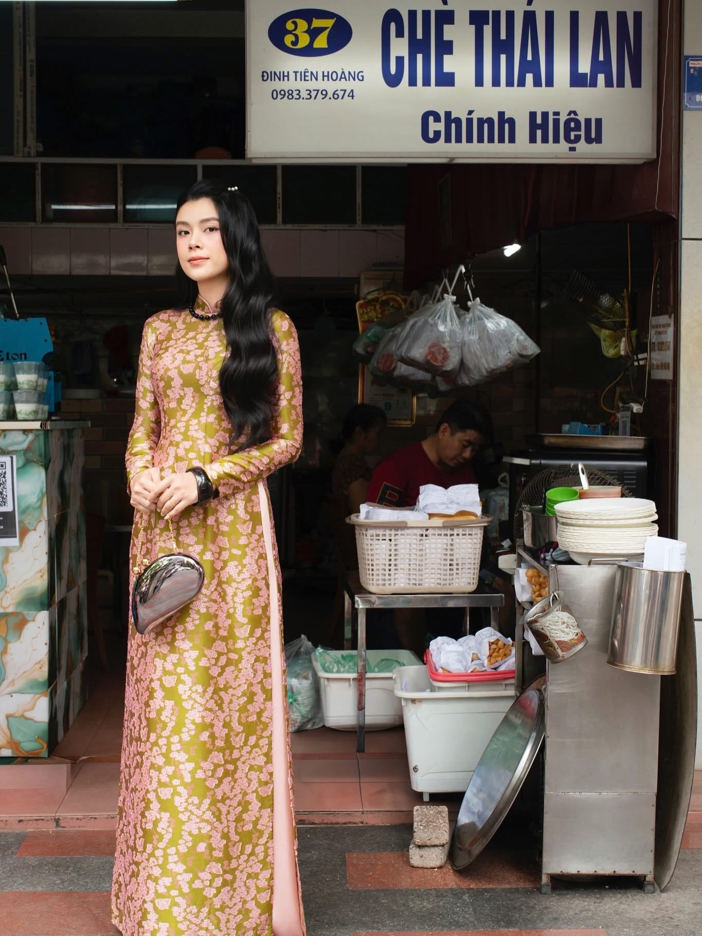 Traditional Silk Ao Dai Set – Olive Green