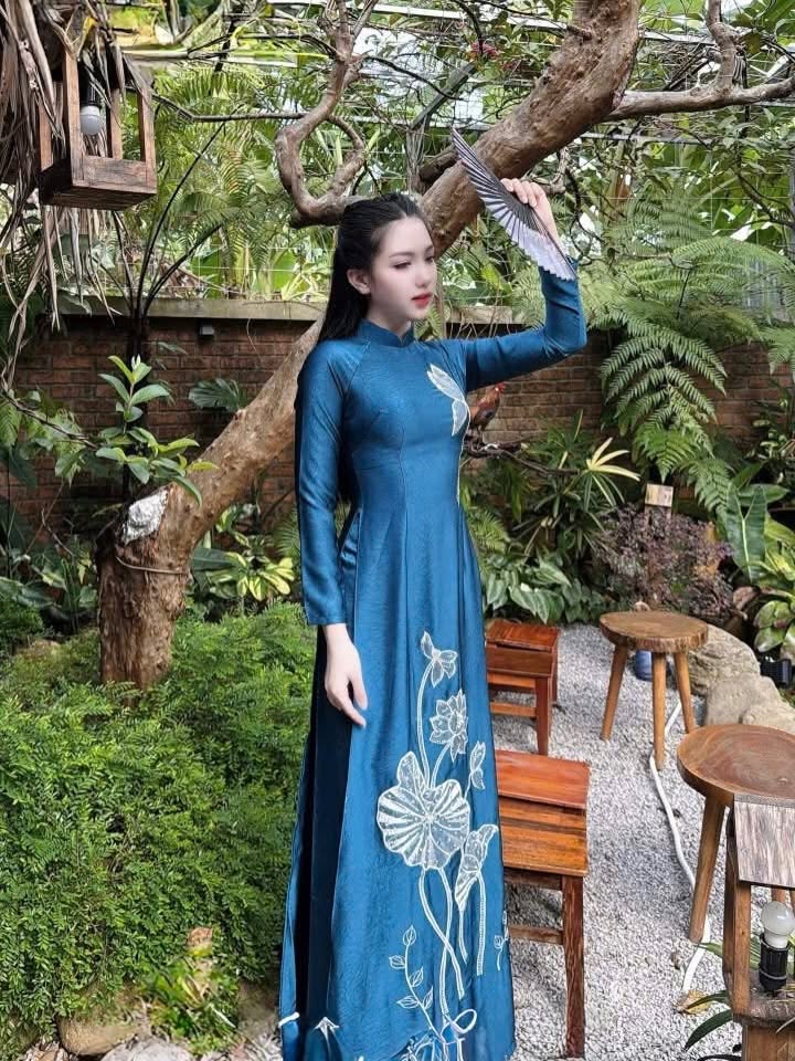 Traditional Silk Ao Dai Set – Peacock Blue