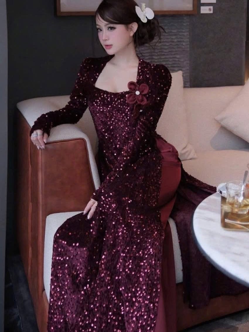 Sequin Embellished Formal Ao Dai Set – Metallic Silver