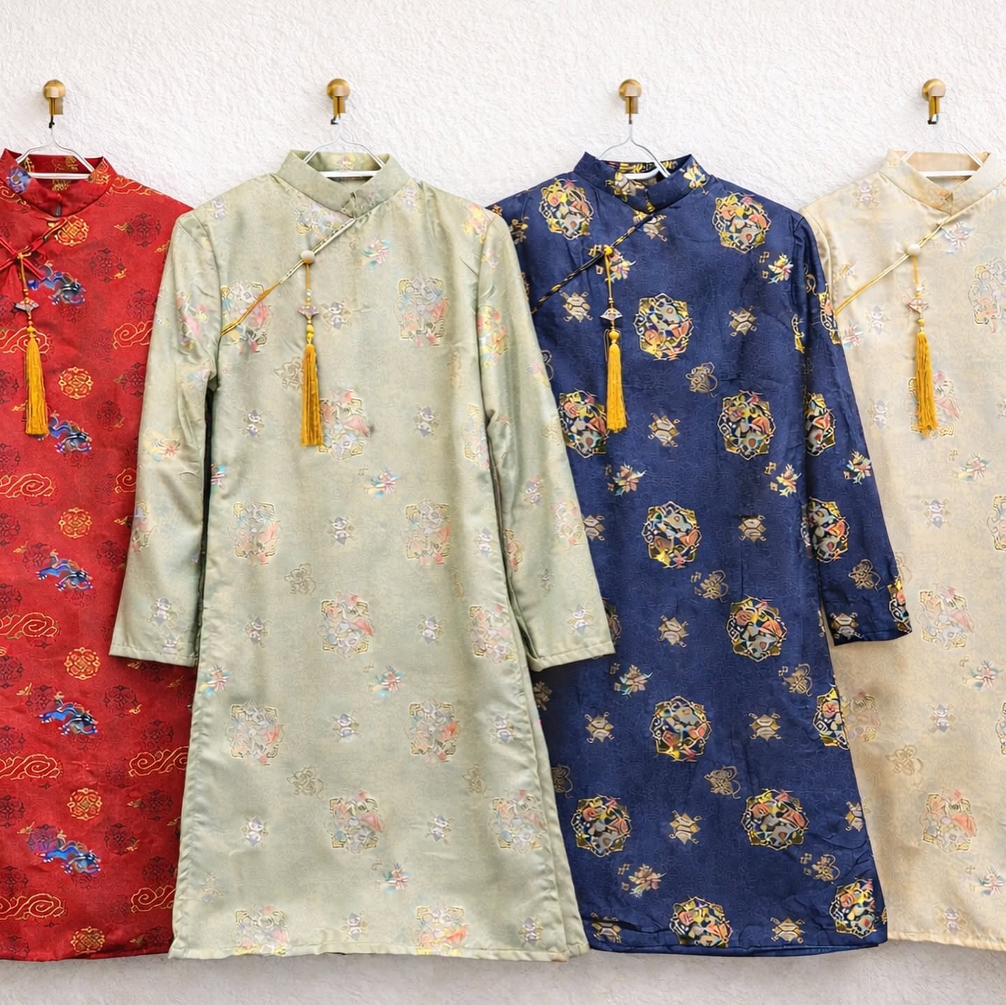 Men's Brocade Medallion Collection Ao Dai