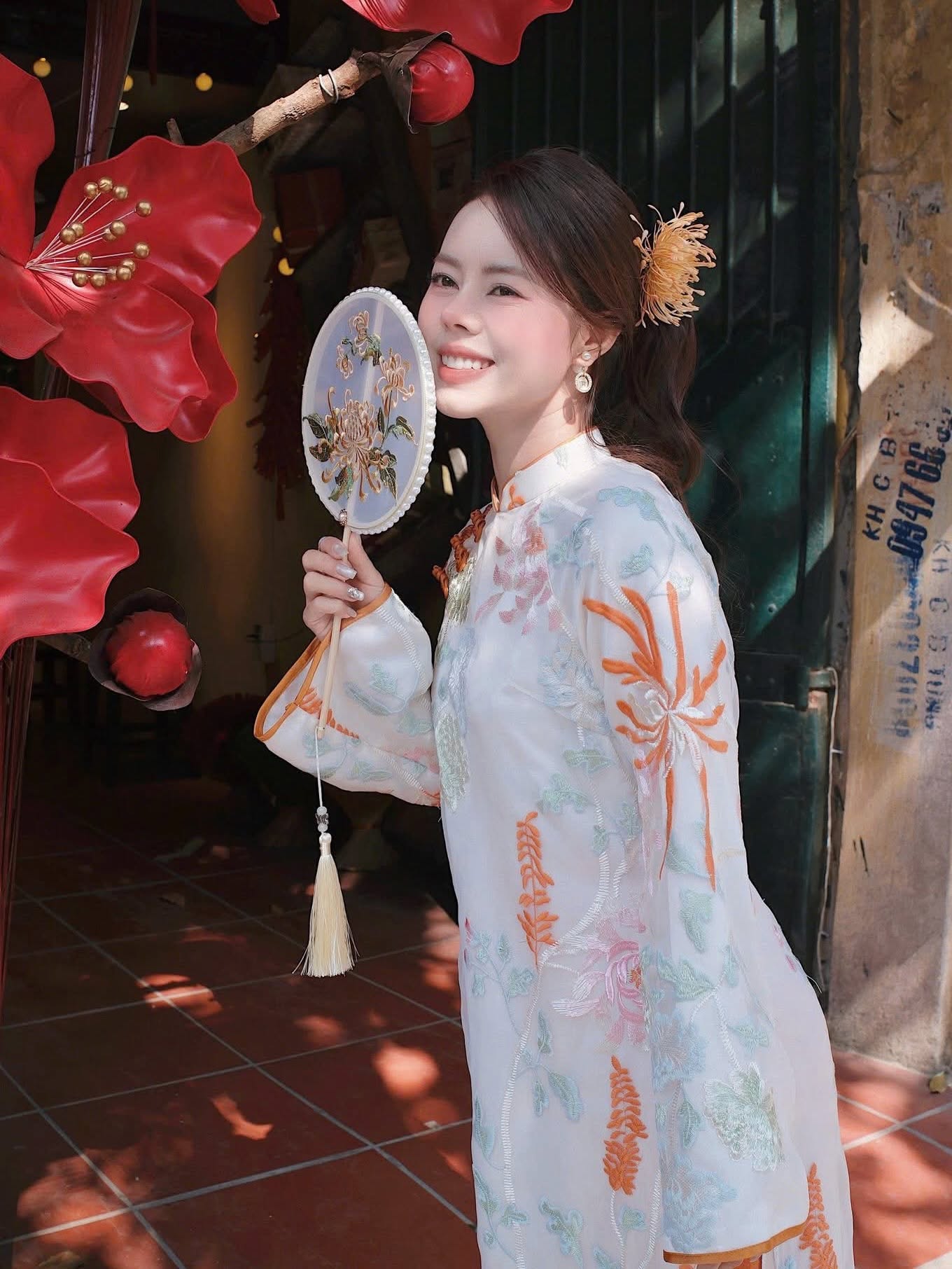 Modern 4-Panel (4 Tà) Ao Dai Set – Tangerine Orange
