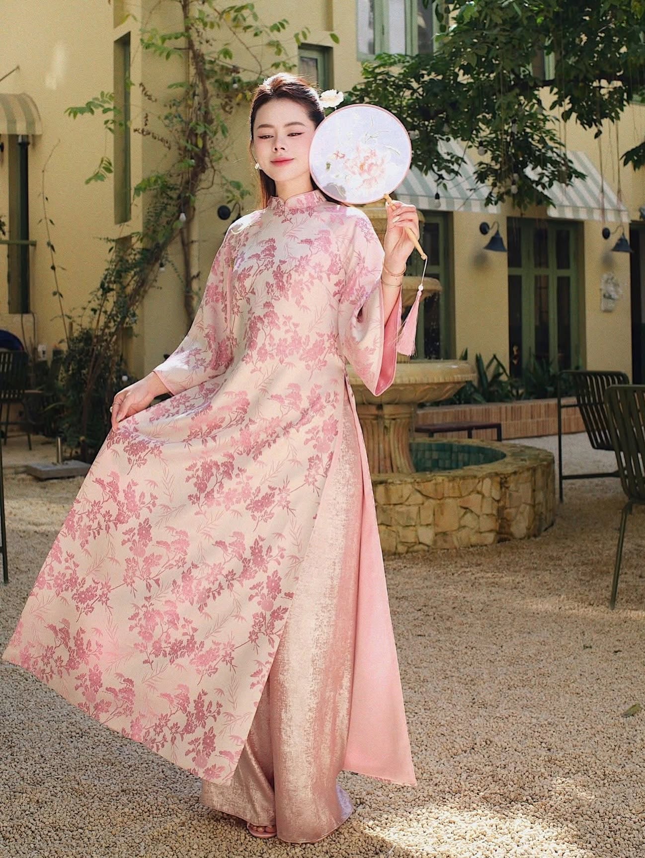 Brocade Ao Dai Set with Shimmering Pants – Rose Pink