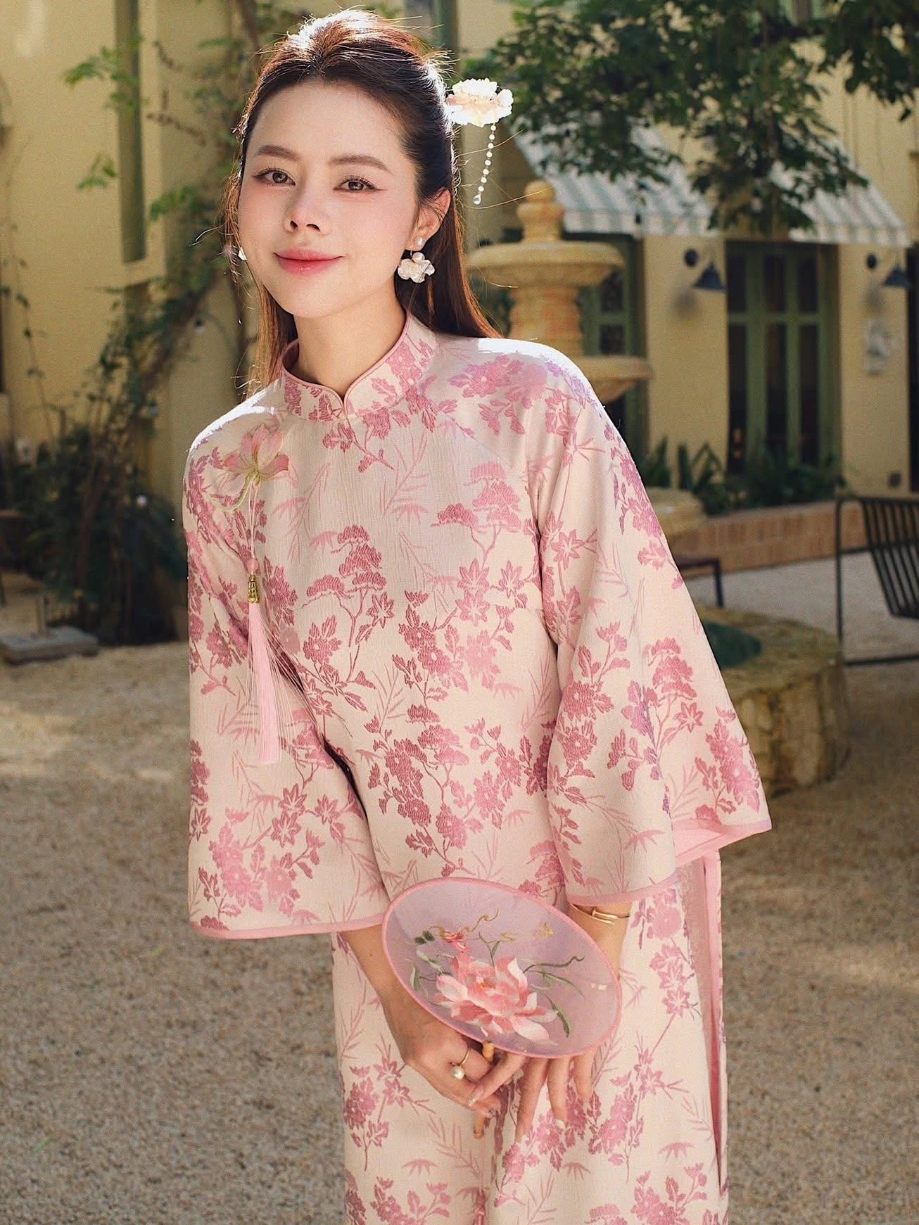 Brocade Ao Dai Set with Shimmering Pants – Rose Pink