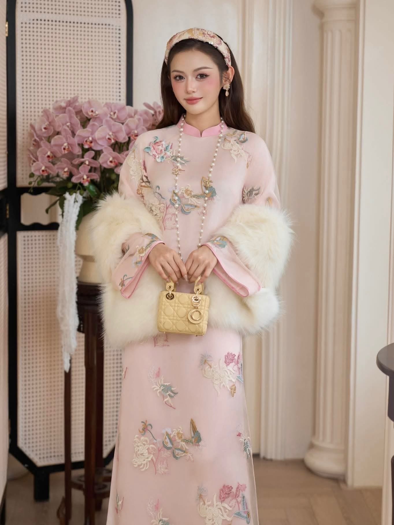 Hand-Embroidered Silk Ao Dai Set – Rose Pink