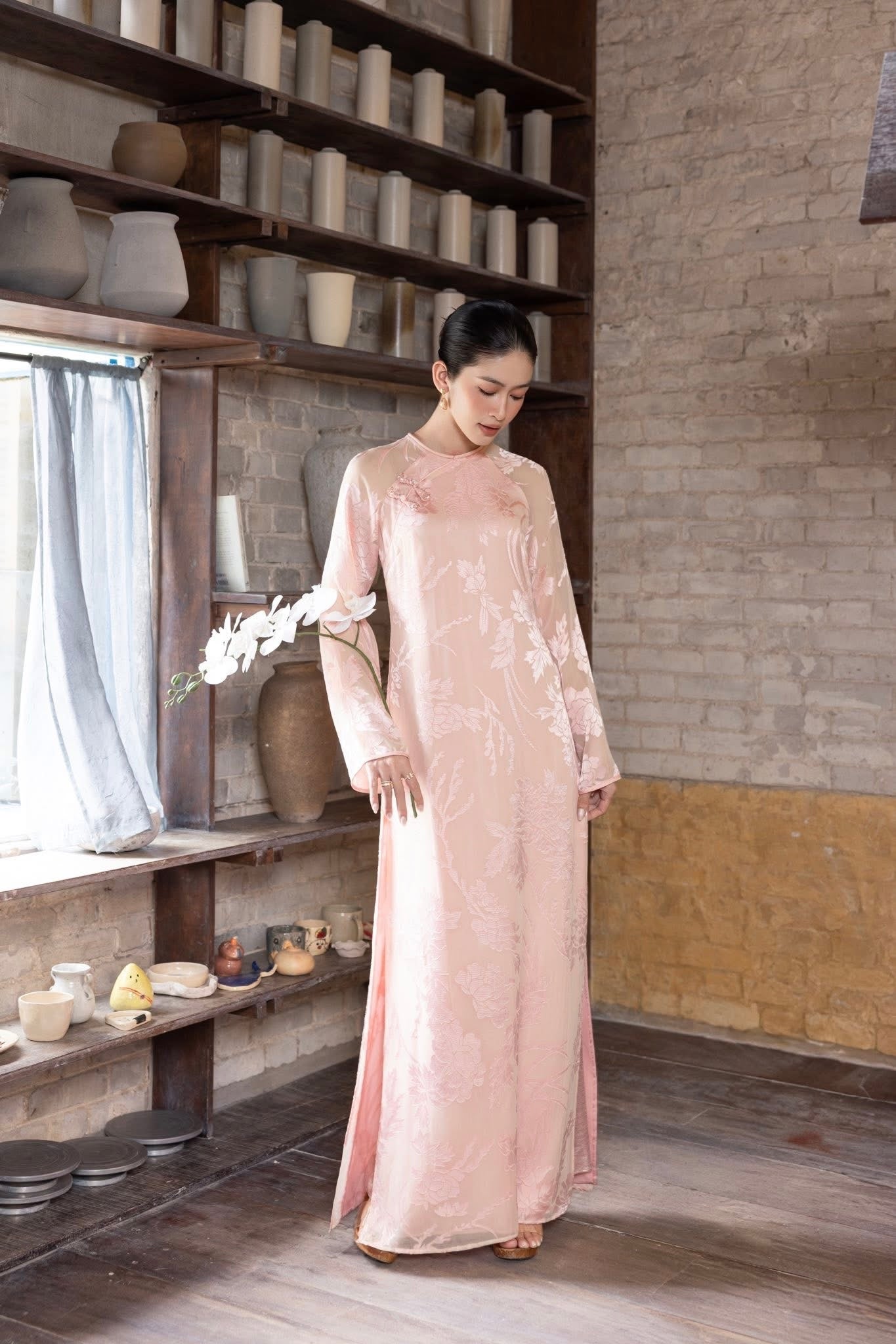 Modern Pressed Silk Áo Dài – Soft Pink