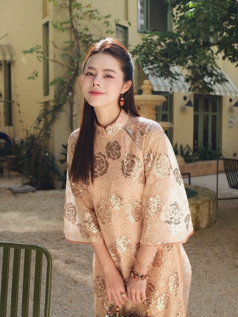 Sequin Lace Formal Ao Dai Set – Metallic Gold