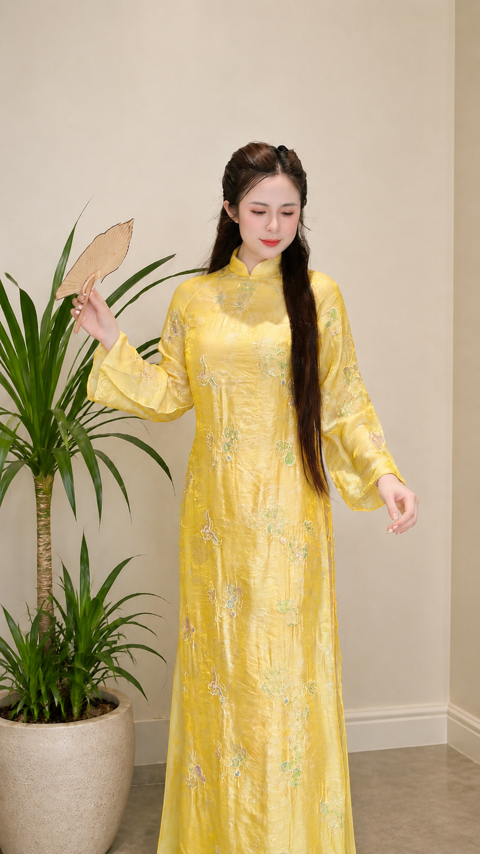Modern Swiss 4-Panel Áo Dài - Yellow