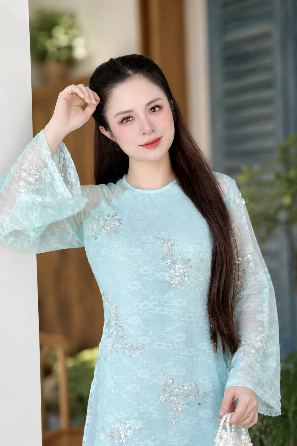 Modern Lace Ao Dai with Crystal-Embellished – Soft Blue